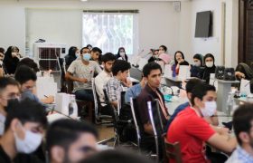 گزارش تصویری برگزاری فرهنگستان نورآوری در اتاق بازرگانی مشهد