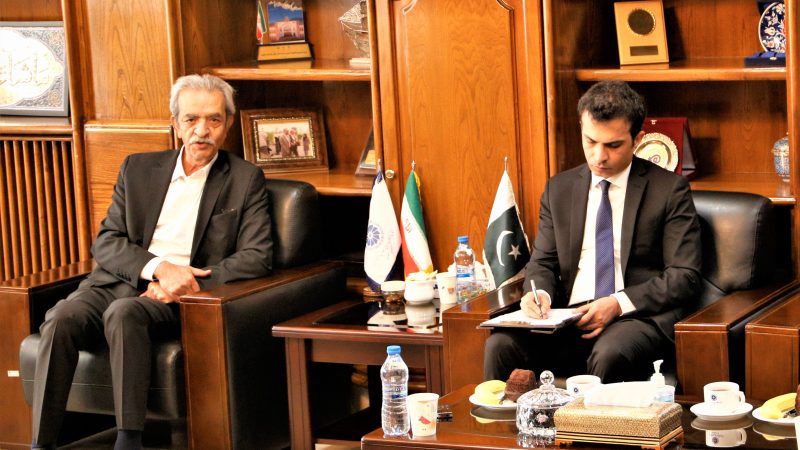 رئیس اتاق ایران در دیدار با سرکنسول پاکستان در مشهد: تجارت تهاتری ایران و پاکستان، گامی در راستای توسعه مراودات دو کشور است