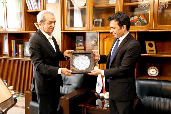 گزارش تصویری دیدار رئیس اتاق ایران با سرکنسول پاکستان در مشهد