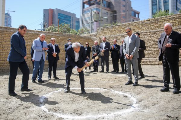 گزارش تصویری مراسم کلنگ زنی و آغاز ساخت پروژه اداری و تجاری اتاق خراسان رضوی