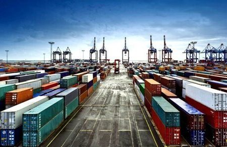 هدف‌گذاری ۱.۶ میلیارد دلاری حجم تجارت خارجی خراسان رضوی در سال جاری