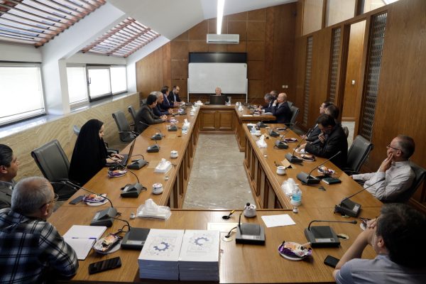 سلسله جلسات هم اندیشی ریاست اتاق بازرگانی، صنایع،معادن و کشاورزی خراسان رضوی با تشکل های بخش خصوصی استان