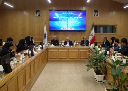 رسانه‌ها در ساختن یک جامعه آگاه و توسعه‌محور، نقشی اساسی ایفا می‌کنند