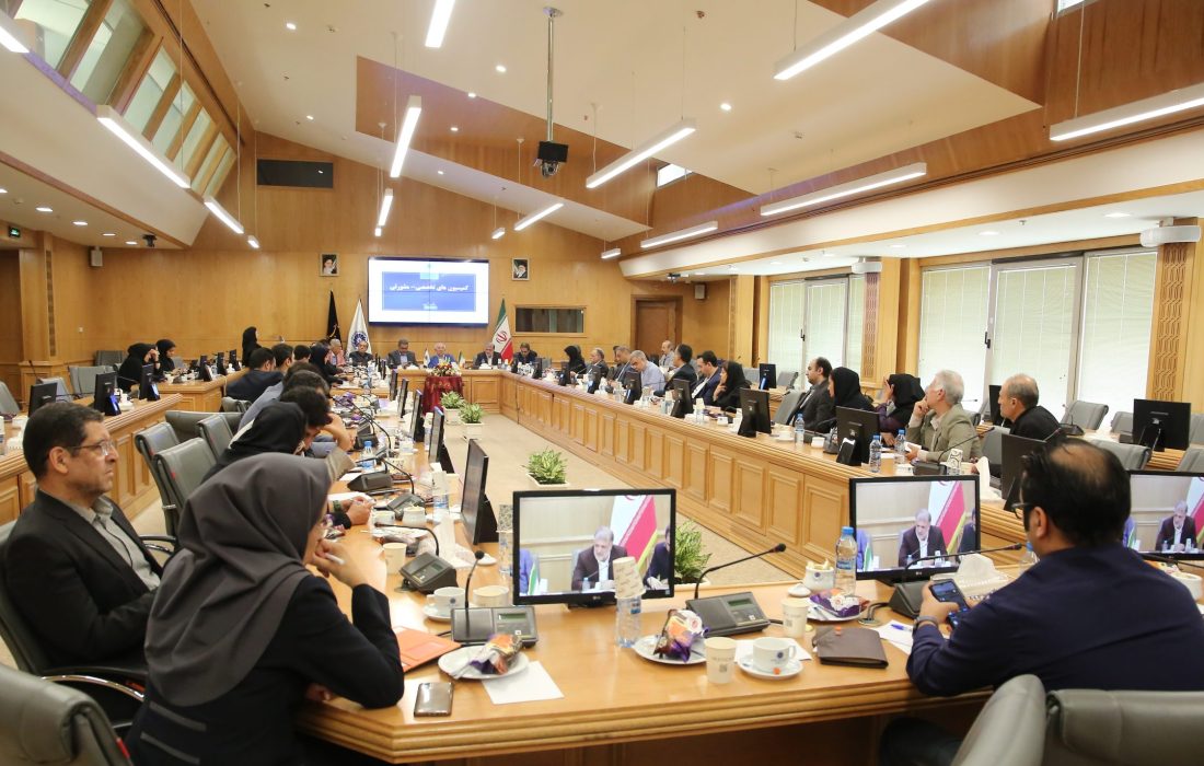 هم‌افزایی کمیسیون‌های تخصصی اتاق مشهد با هدف چاره‌جویی از مسائل اقتصادی استان