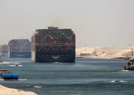 خشک‌سالی و حملات دریایی تجارت جهانی را تهدید می‌کنند