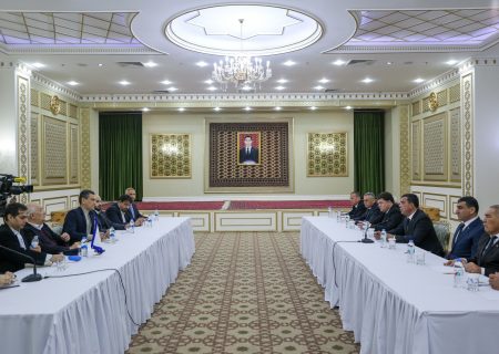 گزارش تصویری نشست مشترک هیات اقتصادی خراسان رضوی با جمعی از فعالان بخش خصوصی و تجار استان ماری ترکمنستان(سفرنامه ترکمنستان2)