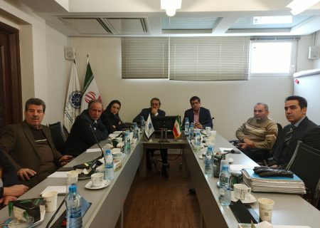 اجرای معافیت شرکت‌های تولیدی از نیم‌درصد حق ‌الثبت اسناد رهنی در مشهد