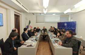 بررسی تبعات تعلیق کارت سبز بیمه کامیون‌های ایرانی