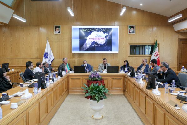 سمینار روش‌ها و چالش‌های اکتشاف طلا در قاب دوربین