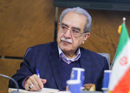 همبستگی دولت، کارآفرینان و مردم، بیش از هر زمان دیگری در کشور ضروری است