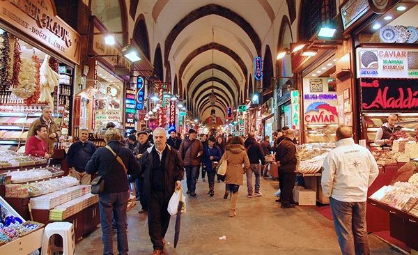 رشد اقتصادی کند شده اما همچنان مثبت است | تورم بالا همچنان یک چالش اساسی در اقتصاد ترکیه