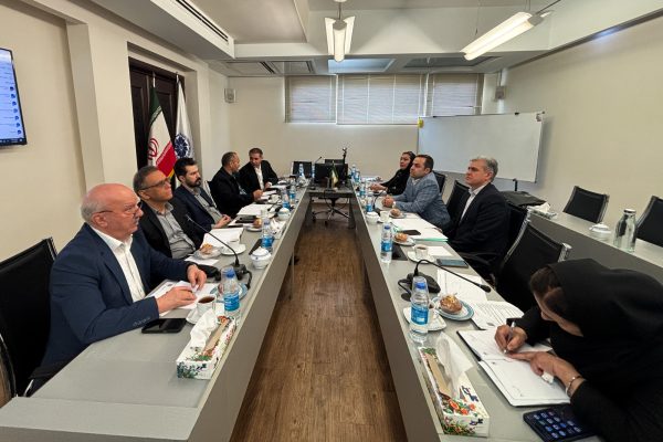 بررسی مشکلات ناشی از بخشنامه  ۱۷۷۷ تامین اجتماعی در بحث اصلاح عناوین شغلی