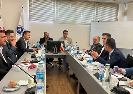 بررسی پیامدهای افزایش سقف رفع تعهدات ارزی صادرکنندگان و ابهامات قانونی در فعالیت تعاونی‌های مرزنشینان