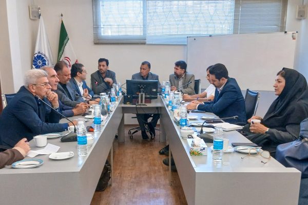 ضرورت تدوین طرح جامع مدیریت بحران آب در دشت مشهد