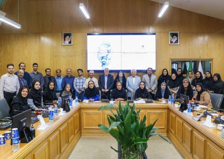 نشست رییس اتاق بازرگانی خراسان رضوی با اصحاب رسانه به مناسبت روز خبرنگار