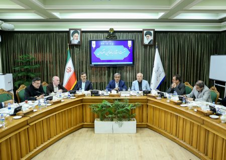 وصول مطالبات؛ بزرگترین چالش تولیدکنندگان دارو و تجهیزات پزشکی خراسان رضوی