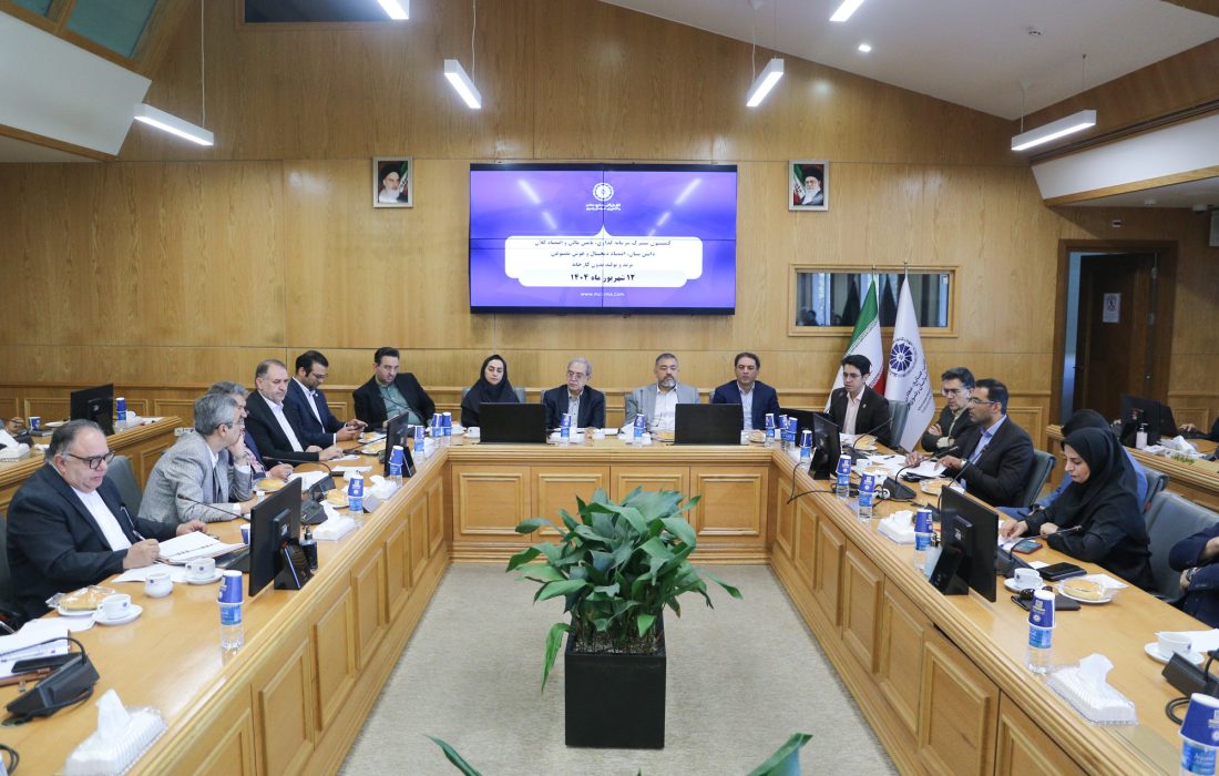 بررسی فرصت‌ها و جذابیت‌های تولید بدون کارخانه برای سرمایه‌گذاران