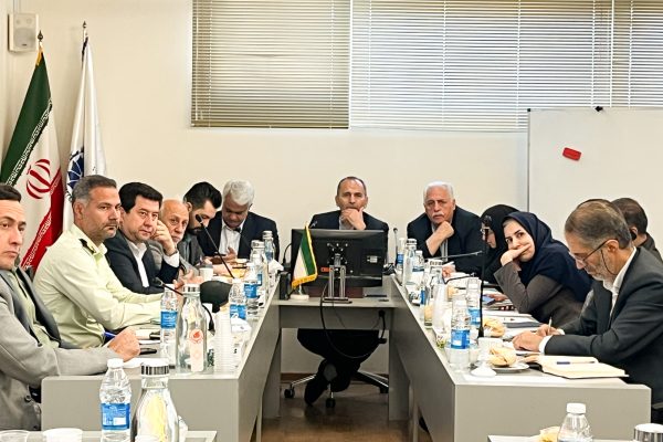 چالش ها و راهکارهای حمایت از واحدهای گردشگری خراسان رضوی در راستای توسعه این بخش
