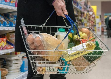 ثبت بالاترین تورم ماهانه خراسان رضوی از ابتدای سال/ خوراکی‌ها صدرنشین تورم ماهانه خراسان رضوی در شهریور