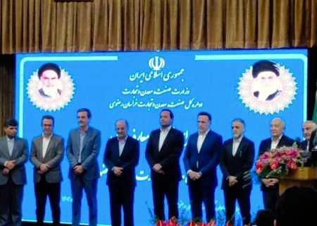 جریان توسعه استان از مسیر اعتماد و همکاری دولت و بخش خصوصی می‌گذرد