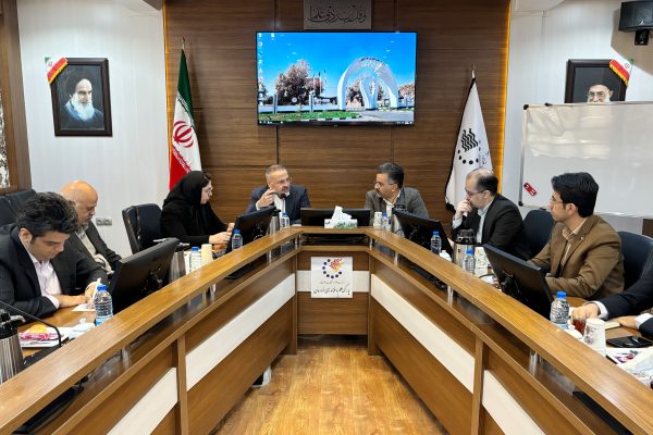 ضرورت بازنگری در توافق‌نامه‌ها و پیمان‌های حوزه سلامت