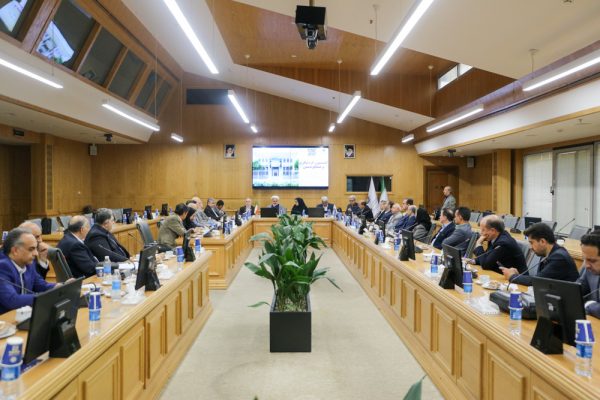 ضرورت انسجام در مدیریت گردشگری و تسهیل مبادلات ارزی در مشهد