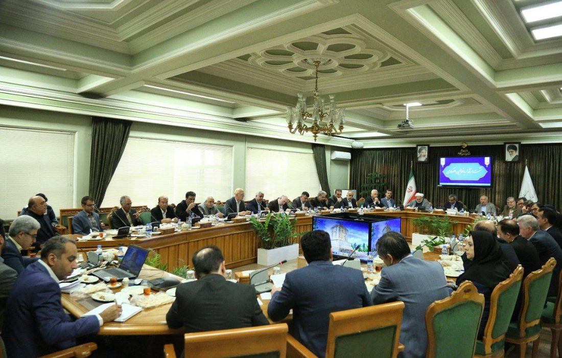غیرمجازها و راهنمایان بدون مجوز؛ تهدیدی برای گردشگری مشهد