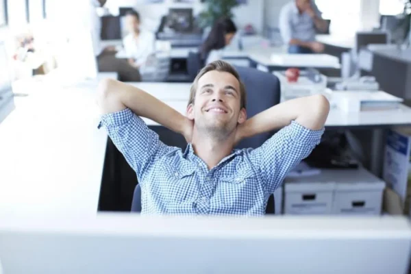 وداع با شغل کارمندی؟