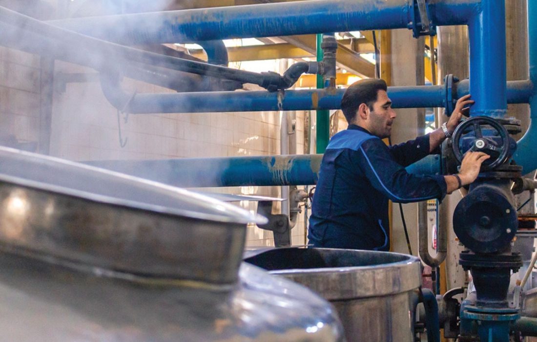 گلایه صنعتگران از روند طولانی و پرهزینه اصلاح سقف مصرف برق | صنعت زیر تیغ قبوض نجومی برق