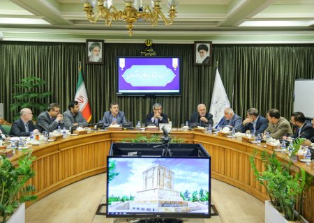 لزوم واگذاری اختیارات ارزی به استان و مدیریت واردات برای تقویت تولید و صادرات