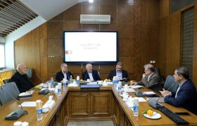 تصمیمات راهبردی برای ارتقای ساختار اداری و تجلیل از چهره‌های ماندگار فعال اقتصادی