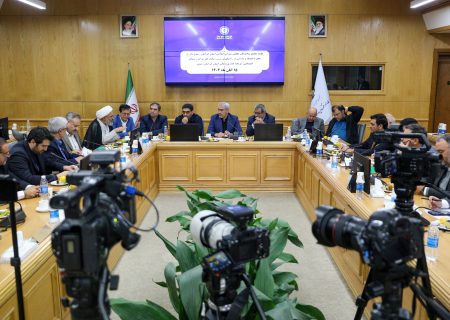 جلسه مجمع نمایندگان مجلس شورای اسلامی استان با حضور وزیر امور اقتصادی و دارایی