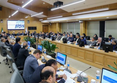 یکصدوسی‌وهشتمین جلسه شورای گفت‌وگوی دولت و بخش خصوصی خراسان رضوی با حضور وزیر اقتصاد