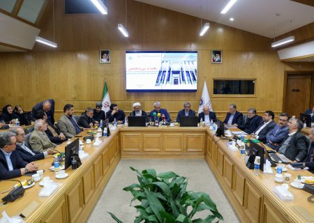 بسته ۵۴‌بندی مسائل و چالش‌های اقتصادی خراسان رضوی روی میز «مدنی‌زاده»