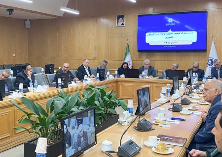 لزوم بهره‌گیری از مزایای تولید بدون کارخانه در بخش کشاورزی با توجه به بحران آب