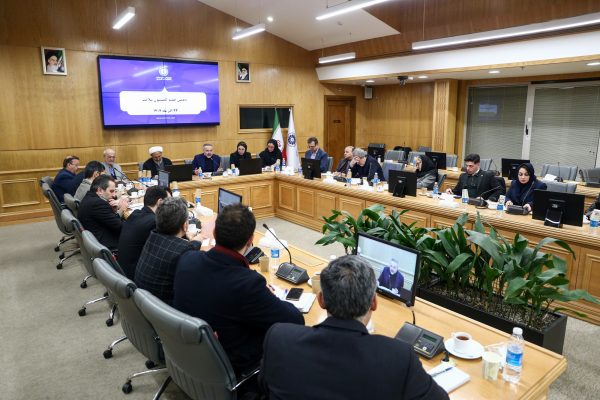 واکاوی مساله مطالبات انباشته و چالش‌های ارزی و مالی صنعت سلامت خراسان رضوی