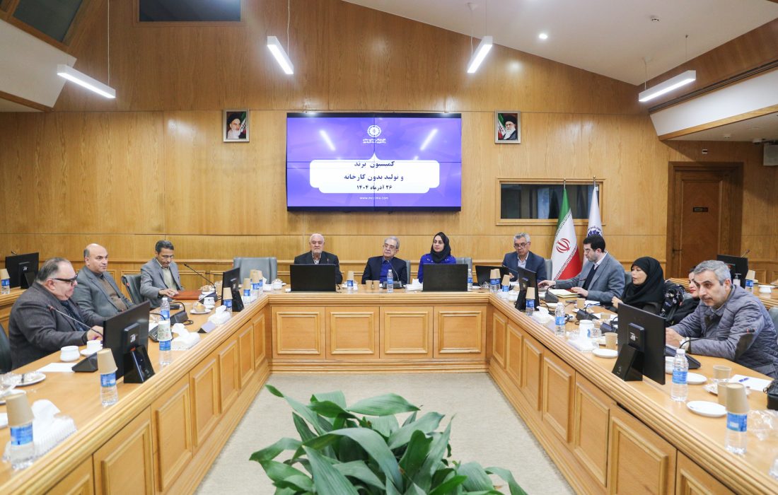 فرصت‌ها و چالش‌های تولید بدون کارخانه در مسیر توسعه برندهای رقابت‌پذیر