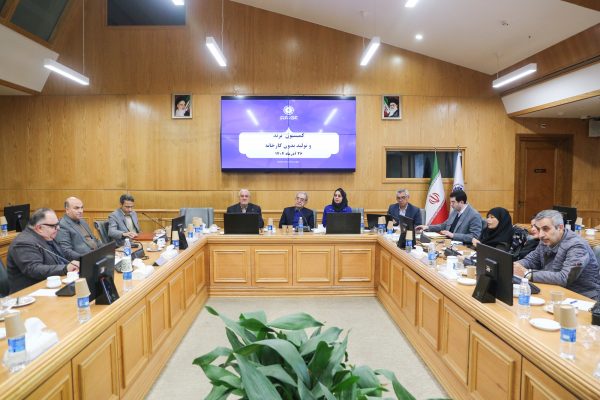 فرصت‌ها و چالش‌های تولید بدون کارخانه در مسیر توسعه برندهای رقابت‌پذیر