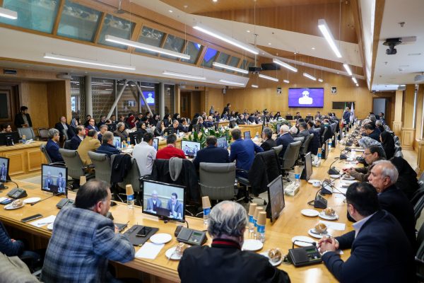 نشست فعالان اقتصادی خراسان رضوی با سرپرست معاونت ارزی بانک مرکزی