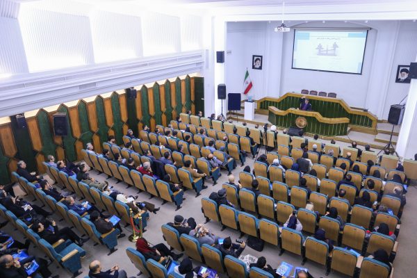 همایش تخصصی «طراحی مدل برون‌رفت از موانع واردات – از شناسایی چالش‌ها تا اجرای راهکارها»