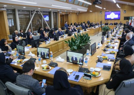 نشست مشترک خزانه‌داران و مدیران مالی اتاق‌های سراسر کشور با هیات رئیسه اتاق ایران