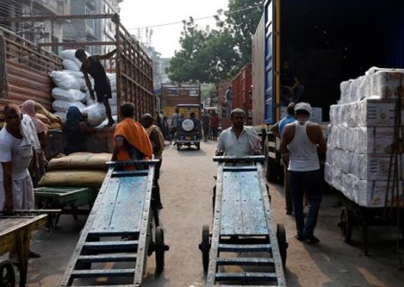 4 چالش توسعه اقتصادی هند | سرمایه‌گذاری هند بر اقتصاد دانش‌محور