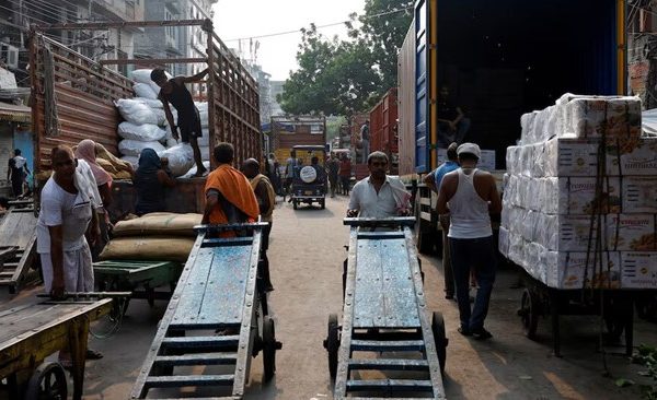 4 چالش توسعه اقتصادی هند | سرمایه‌گذاری هند بر اقتصاد دانش‌محور