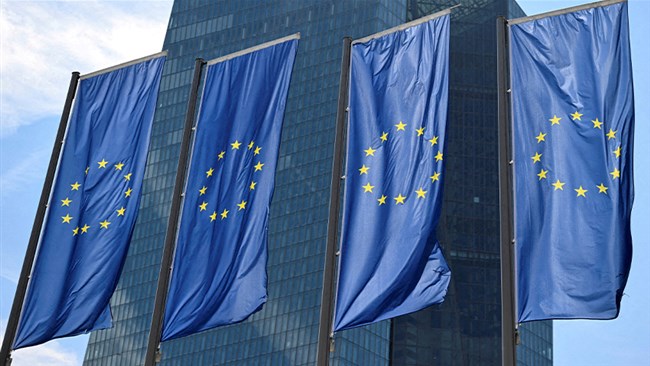 عقبماندگی رشد اقتصادی منطقه یورو از آمریکا و چین در 2025