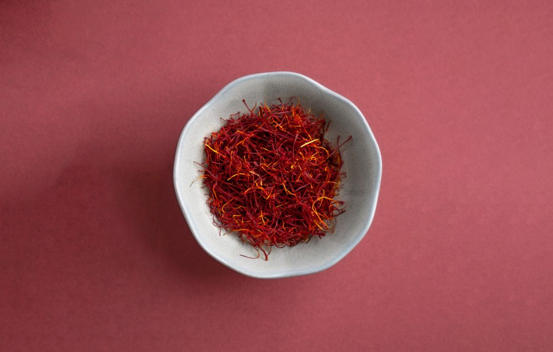 رنگ زردِ طلای سرخ