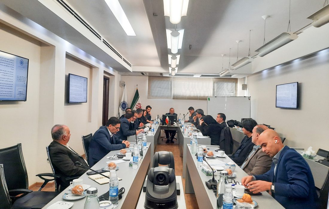 از بررسی موضوع واگذاری کیوسکهای مطبوعاتی تا عوارض هتلها