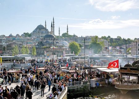 درخشش همسایه در جذب توریست