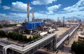 جدول جدید قیمت خوراک پتروشیمی ها و سوخت صنایع بورسی منتشر شد