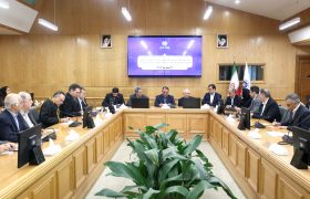 بحران رفع تعهد ارزی و تعلیق کارت‌های بازرگانی؛ پیامد تصمیمات خلق‌الساعه