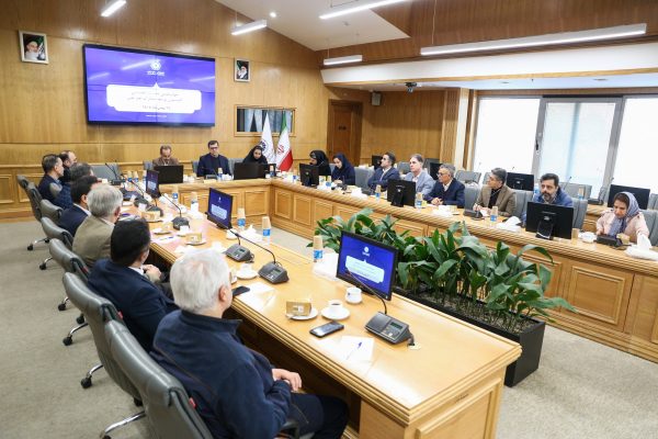 تک‌نرخی شدن ارز بدون اصلاح نظام بانکی محقق نمی‌شود